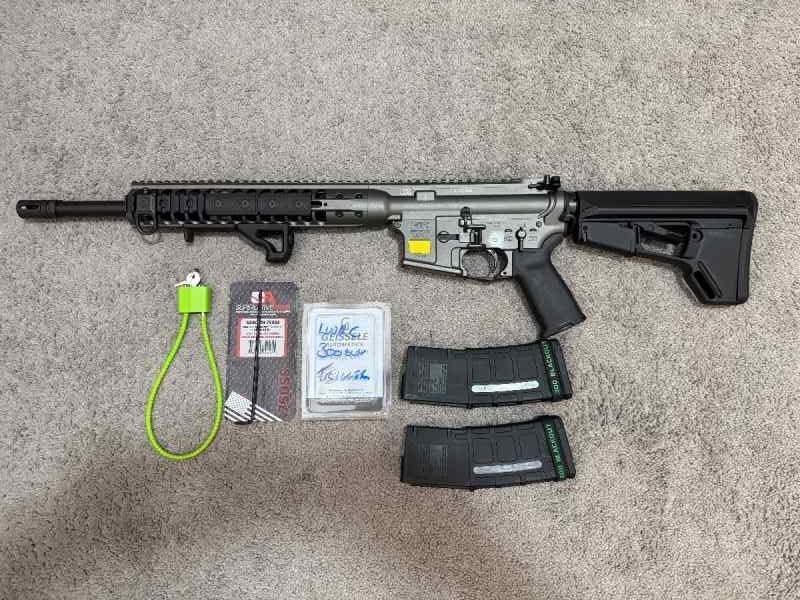 WTS/WTT LWRCI 300BLK 16” Tungsten Grey + Upgrade