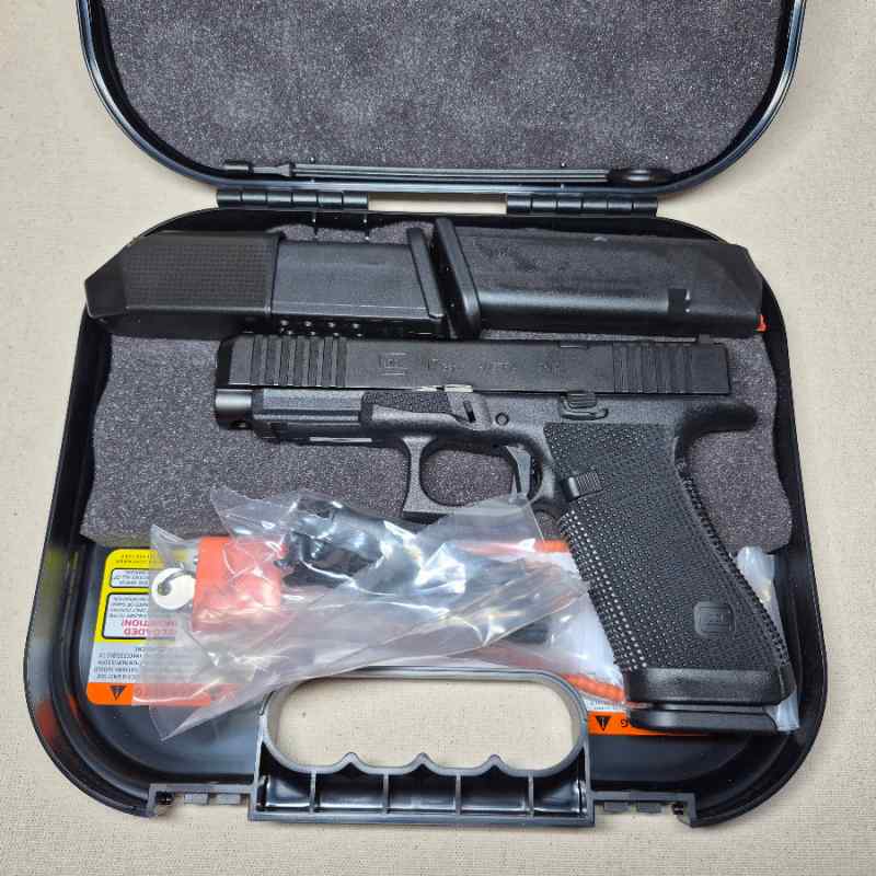Glock Gen 6 model 17, new in box!