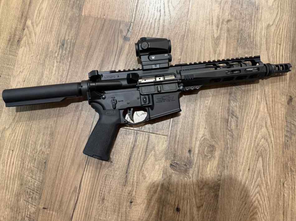 Lantac 300 blackout AR - 7.5 inch barrel w/Optic