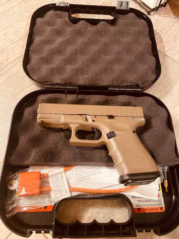Glock 19 Gen 4 USA low rounds FDE Tan Edition 