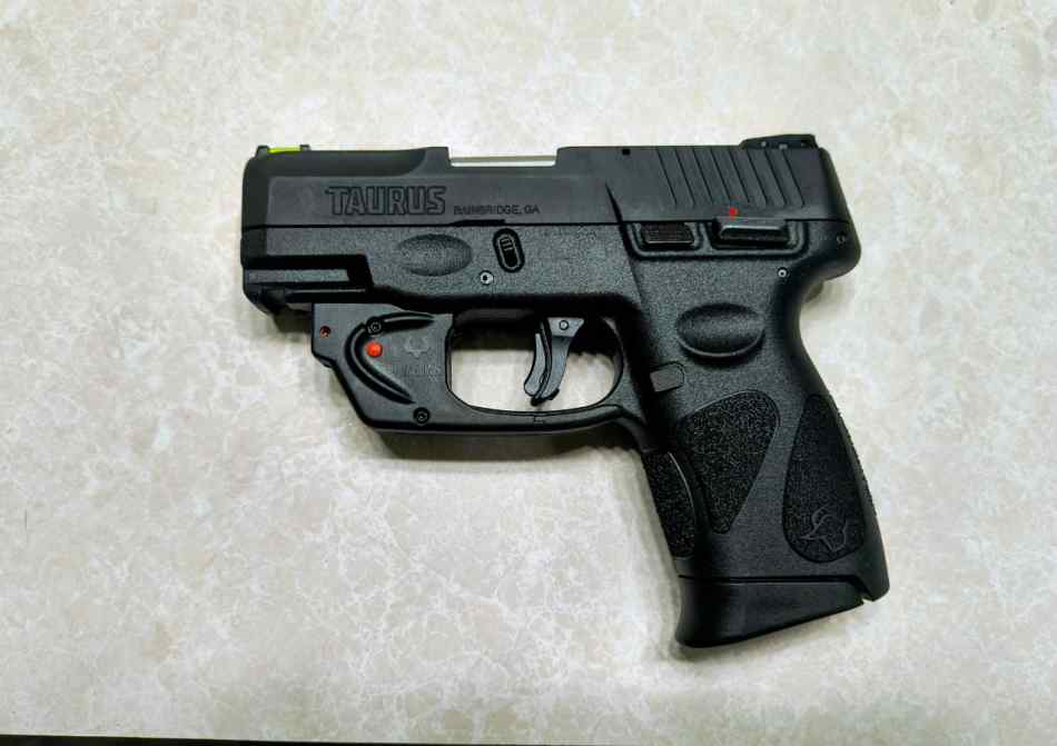 Taurus 9mm G2C w/laser combo 