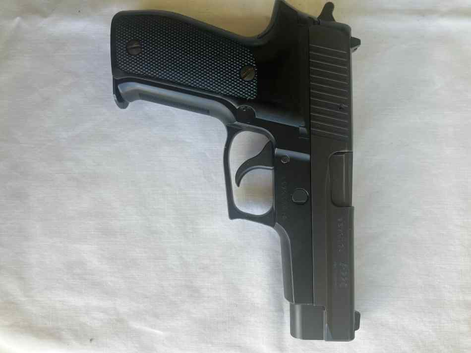 Sig Sauer German P226