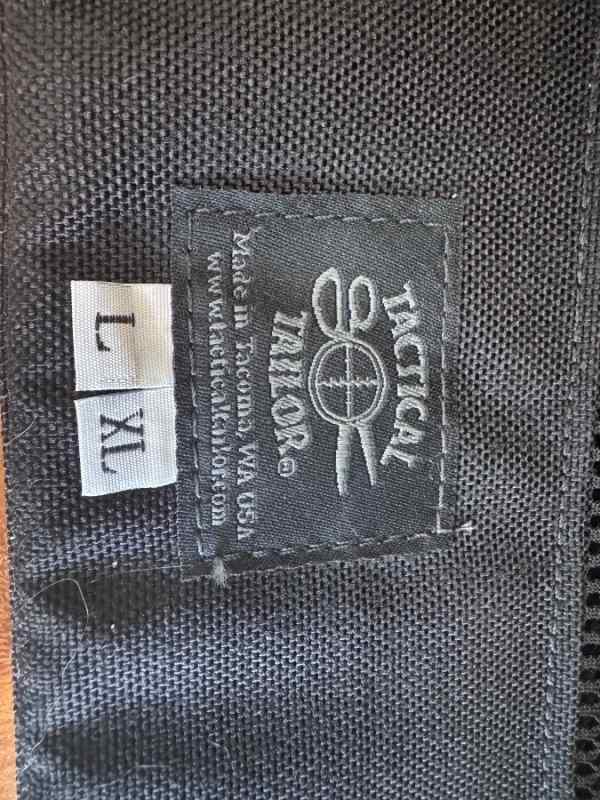 Vest 1.jpg