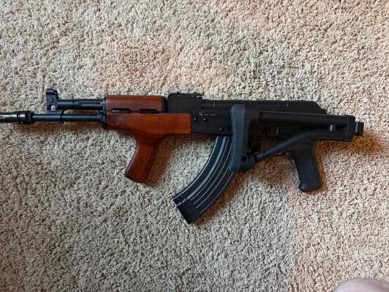 PSA GF5 AK47 never fired and 14 mags 